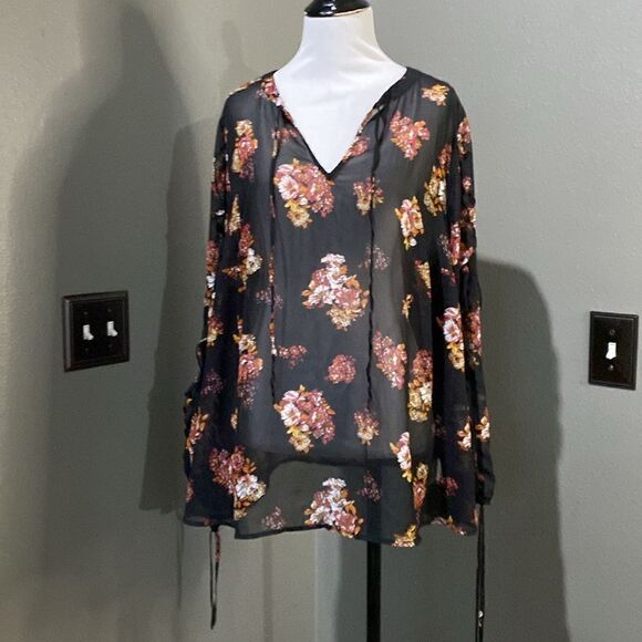 Modcloth Sheer Floral Ruffle Long sleeve Blouse - Picture 12 of 12